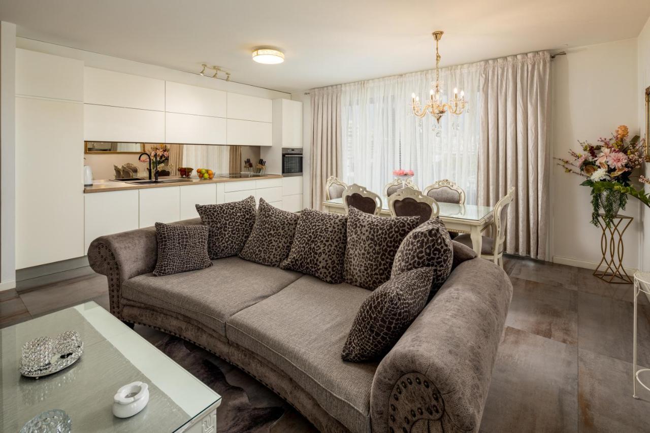 Luxury Apartment Azure สปลิท ภายนอก รูปภาพ