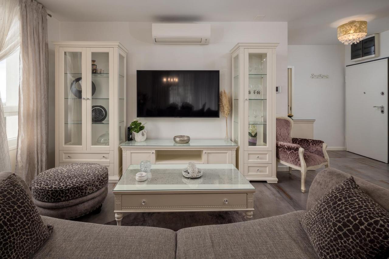 Luxury Apartment Azure สปลิท ภายนอก รูปภาพ