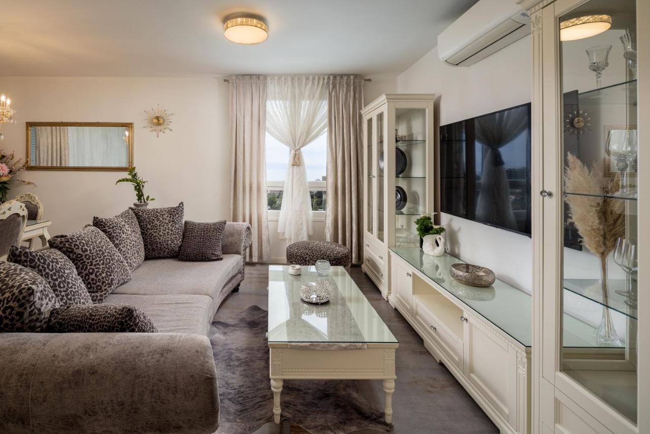 Luxury Apartment Azure สปลิท ภายนอก รูปภาพ