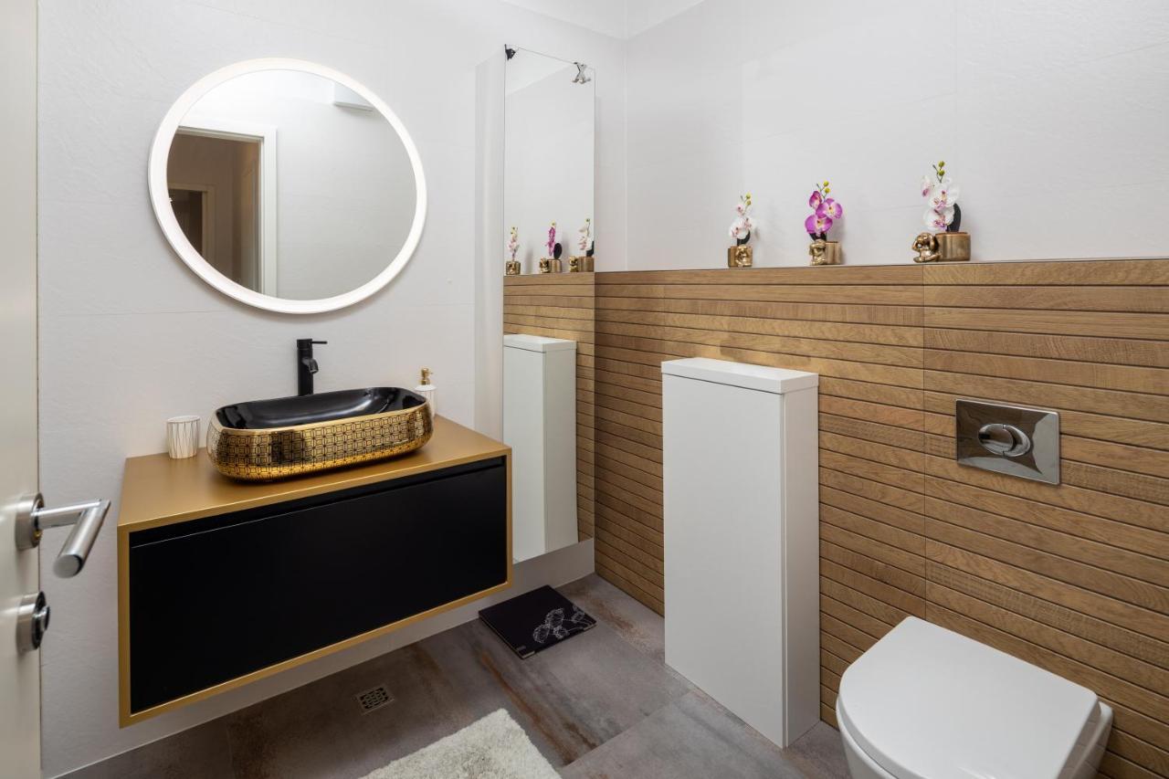 Luxury Apartment Azure สปลิท ภายนอก รูปภาพ